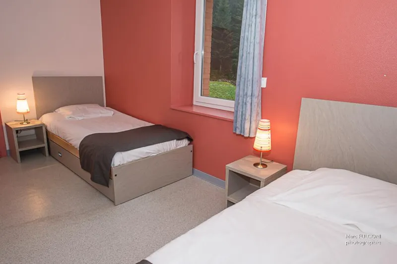 12/ Chambre Quadruple Avec Television