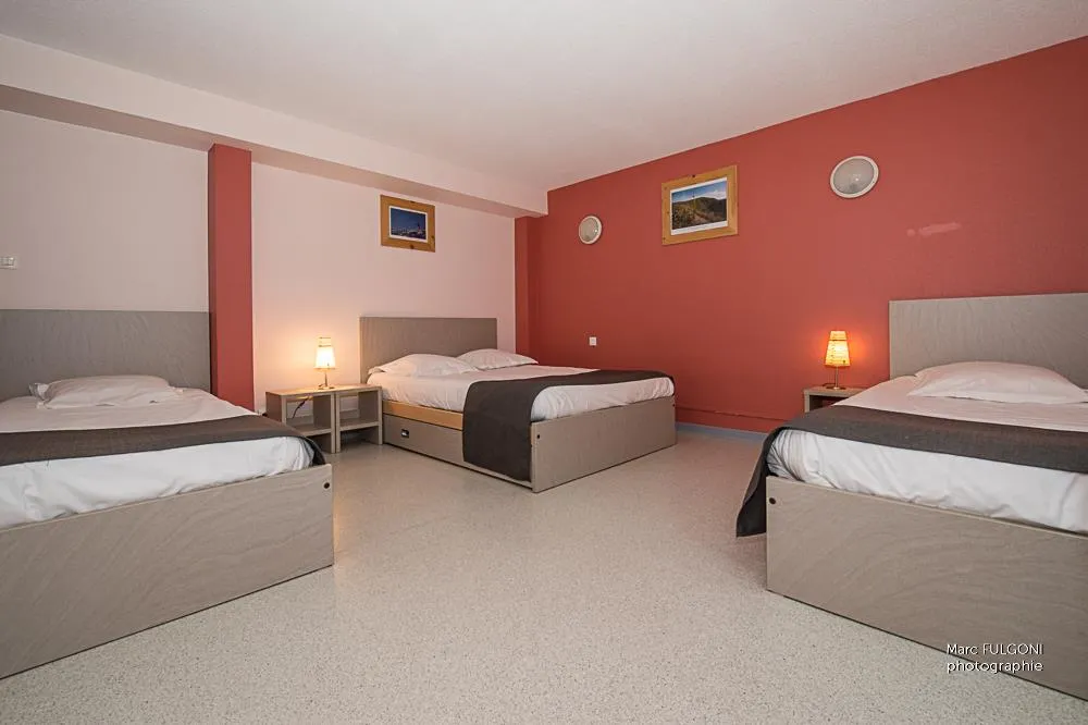 Chambre - 14/ Chambre Quadruple Avec Television - DOMAINE DU HAUT DES BLUCHES