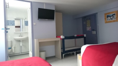 23 / Bedroom for 2-3 persons — 3