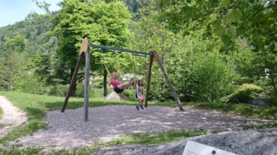 Inside Parking for campers : Formula with 1 camper + electricity 13 amp + 2 persons — 8