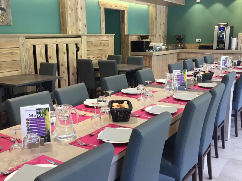 20/ Chambre Mansardee Quadruple Avec Television