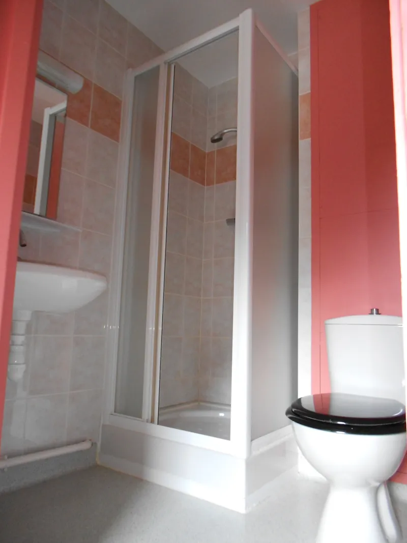 15/ Chambre Quadruple A Sextuple Avec Television