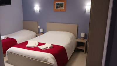 21 / Bedroom for 2 or 3 persons — 3