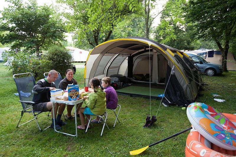 Stellplatz Comfort mit strom 10 A - mindestens 100 m2