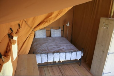 Lodge Safari Standard 35 m² (2bed-5p) + 10m² covered terrace (no sanitary facilities)