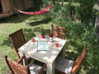 Lodge Safari Standard 35 m² (2bed-5p) + 10m² covered terrace (no sanitary facilities)