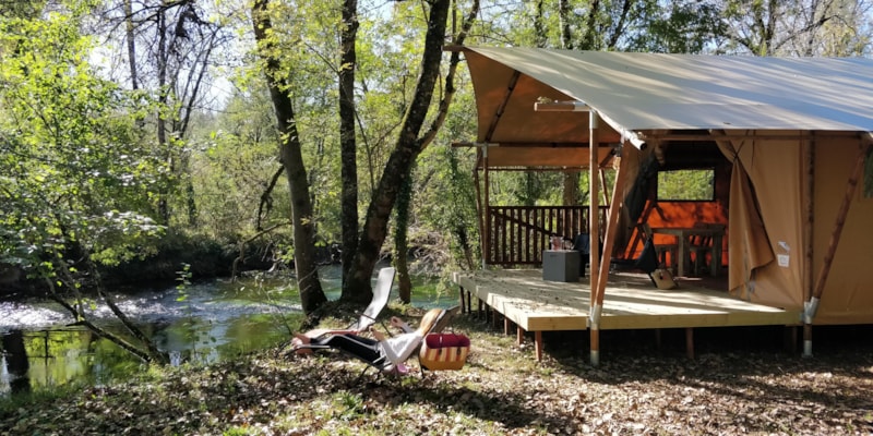 Zelt Luxe Lodge Safari Sonntag Flussufer 40 m2