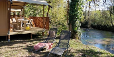 Luxury Lodge Tent Safari Sunday Riverfront 40 m2