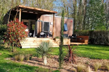 Mietunterkunft - Premium Mobilheim (2019)-2 Schlafzimmer - Großes Wohnzimmer Tv, Esszimmer, Küche - Große Terrasse - Camping Brantôme Peyrelevade
