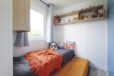 Mobil-home L'ACACIA Confort 30m² (2bed-4pers) + semi-covered terrace 7.5m² + TV + CLIM