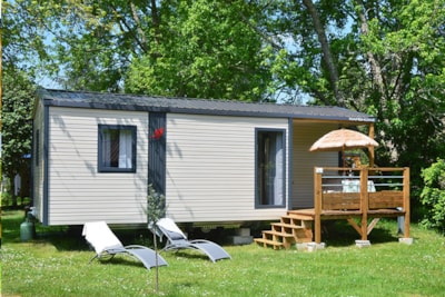 Mobil-home L'ACACIA Confort 30m² (2bed-4pers) + semi-covered terrace 7.5m² + TV + CLIM