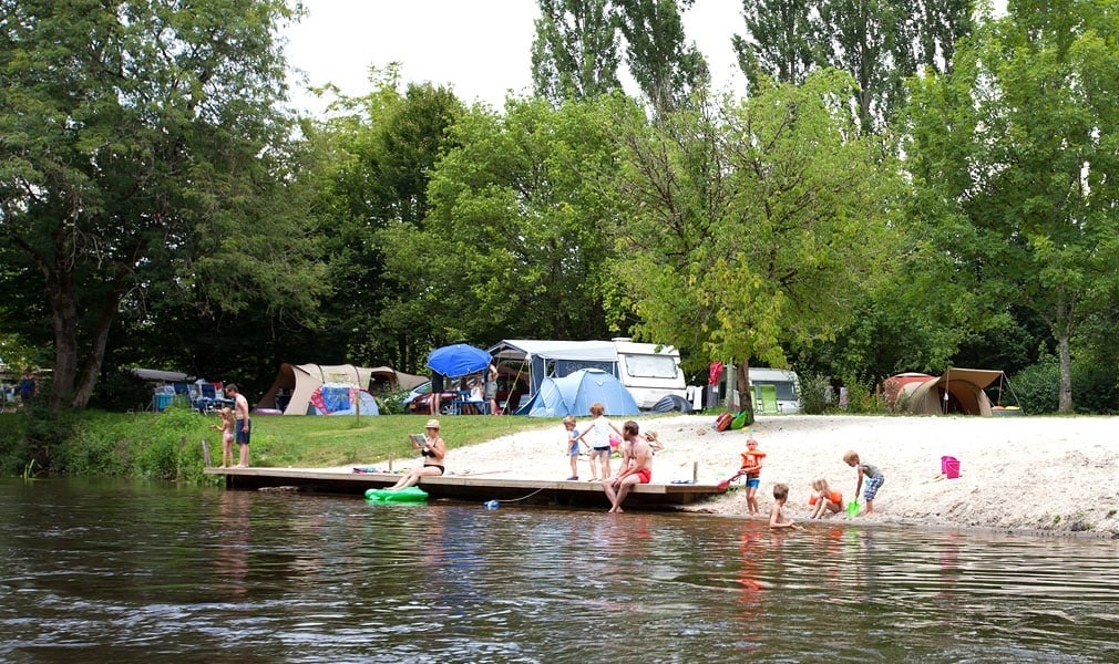Flower Camping Brantôme Peyrelevade — Photo 2