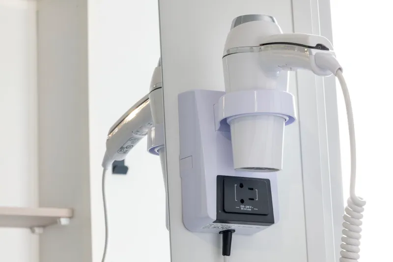 Homeflower Premium 35M²  (3Ch) + Tv + Lv + Terr. Couverte + Draps + Clim + Quartier Semi Piéton