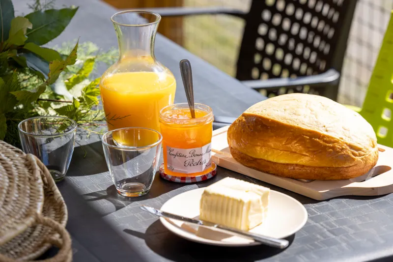 Homeflower Premium 35M²  (3Ch) + Tv + Lv + Terr. Couverte + Draps + Clim + Quartier Semi Piéton