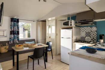 Mietunterkunft - Mobilheim Confort 27M² - 2 Schlafzimmer + Überdachte Terrasse + Tv - Flower Camping La Davière Plage