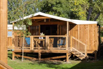 Mietunterkunft - Cosyflower Confort 27M² - 2 Schlafzimmer + Überdachte Terrasse + Klimaanlage - Flower Camping La Davière Plage