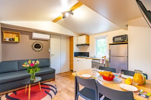 Accommodation - Mobile-Home Rose Top Presta - 33 M² - 2 Bedrooms - image n°3 - Clico Chic - Eyrieux Camping