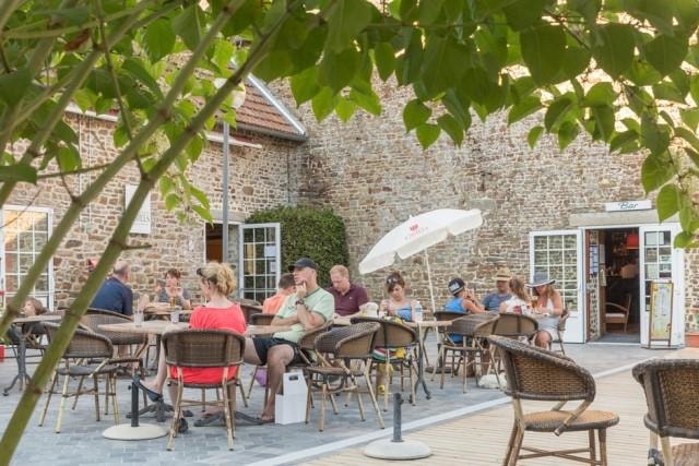 Castel Camping Château de Lez-Eaux — Photo 8