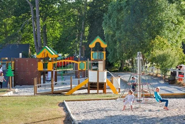 Castel Camping Château de Lez-Eaux