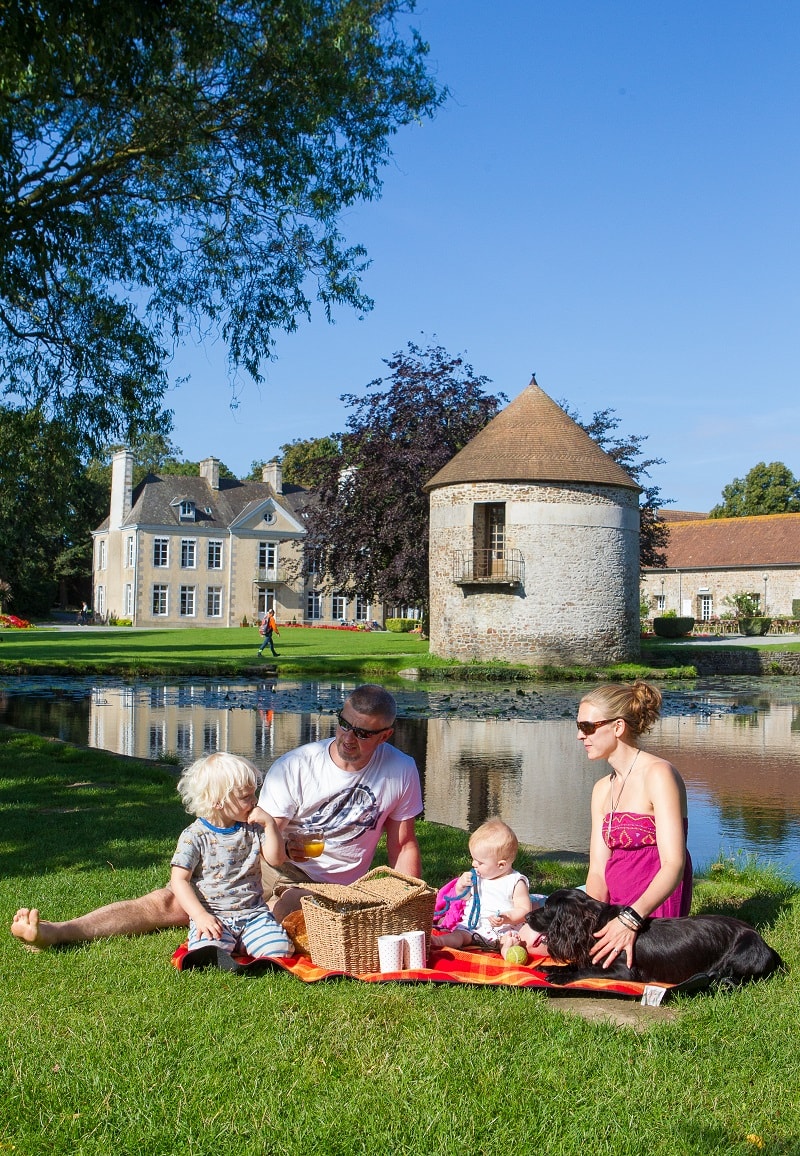 Castel Camping Château de Lez-Eaux — Photo 3