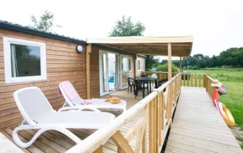 Mietunterkunft - Mobilheim 3 Zimmer Premium Behindertengerecht - Freitag - Castel Camping Château de Lez-Eaux