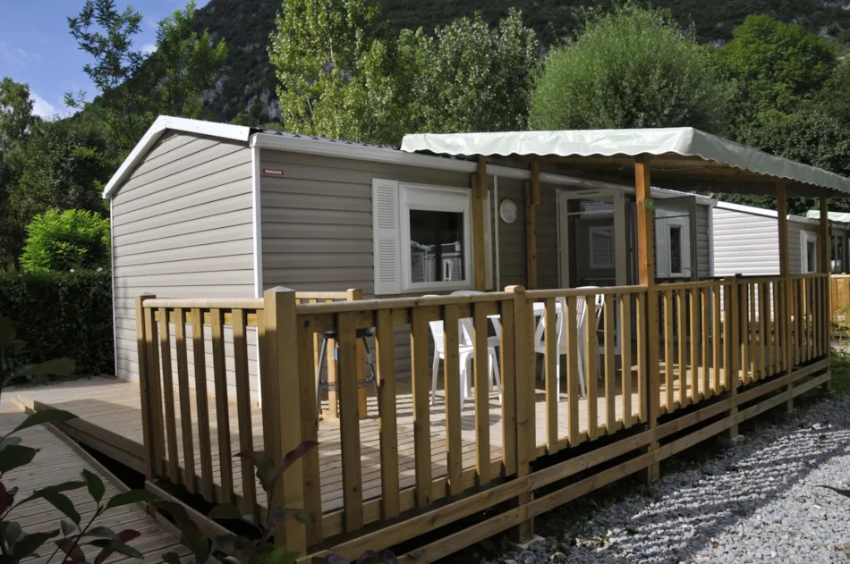 Camping des Grottes****