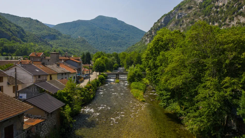 Camping des Grottes****