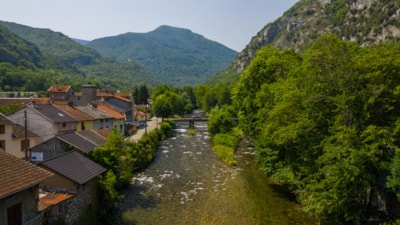 Camping des Grottes****