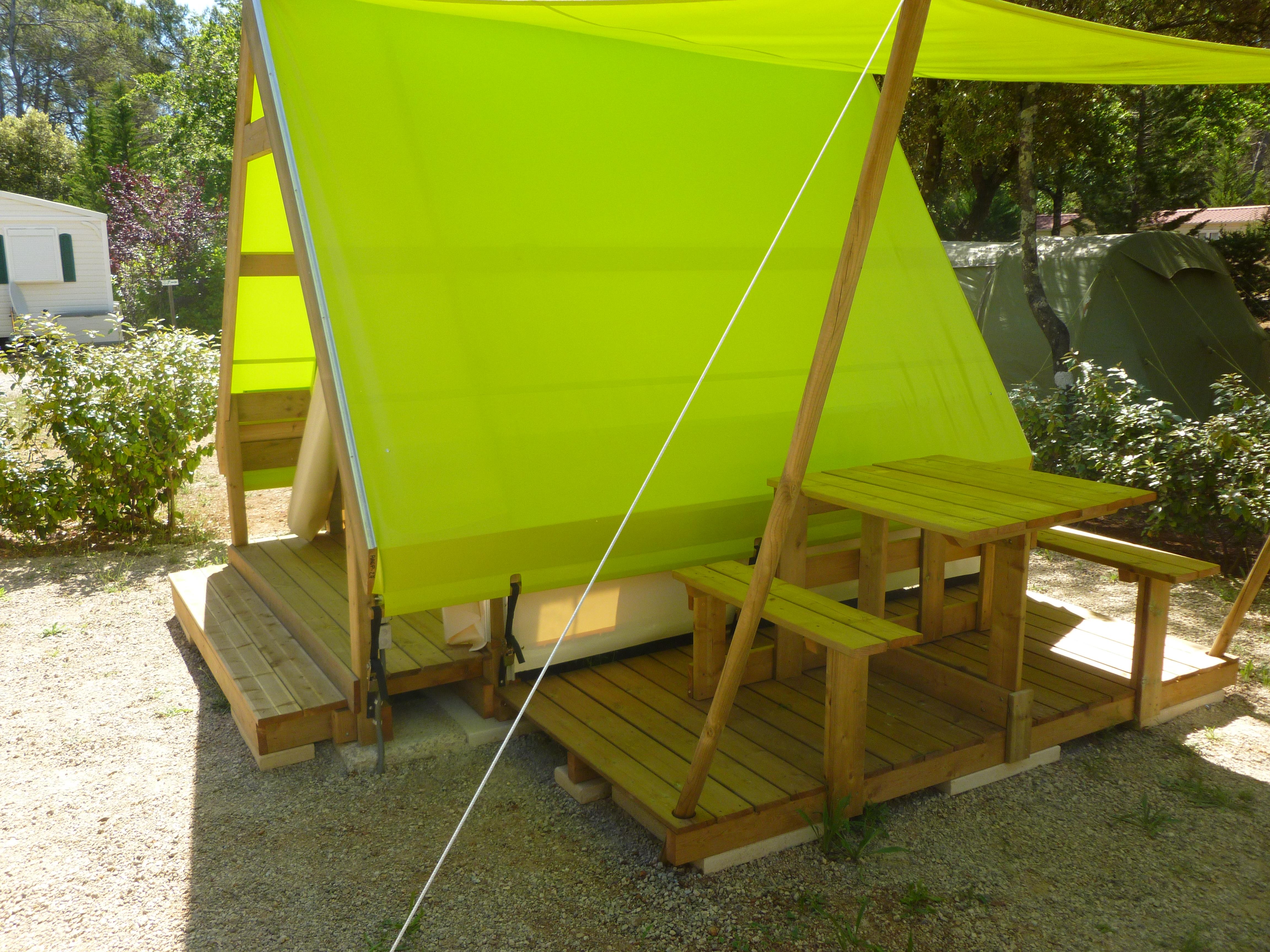 Location - Tente Toile Et Bois Randonneur 9M² - 2 Lits - Camping Le Relais de la Bresque