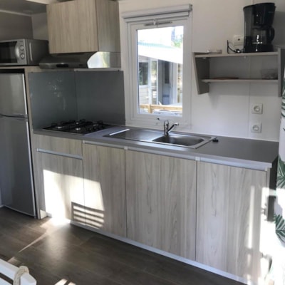 Mobile-home Confort 28m² - air-conditioning + TV + sheltered terrace — 1