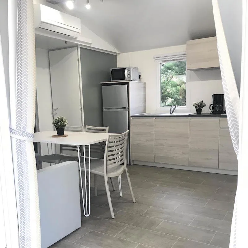 Mobile Home 36M² - Clim + Tv + Terrasse Couverte