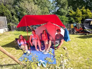 Stellplatz - Gemeinsamer Rad‑ Und Wanderstellplatz - Camping Les Mouettes