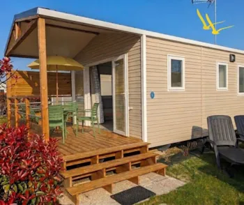 Mietunterkunft - Mobilheim - 1 Schlafzimmer 2 Pers. Überdachte Terrasse - Camping Les Mouettes