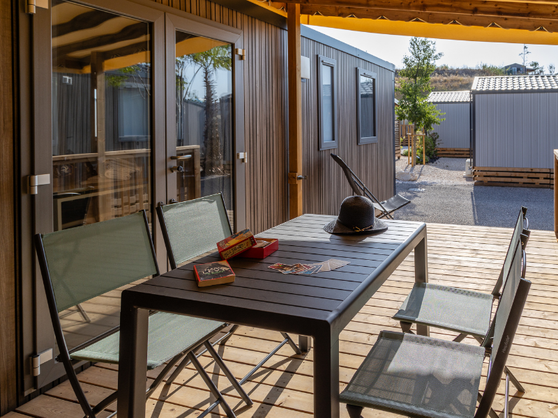Stacaravan PREMIUM 6 Personen (terras van 15 m²)