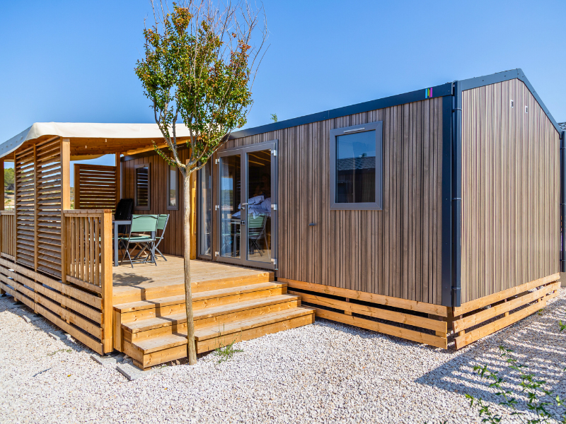 Stacaravan PREMIUM Heuvelachtige ligging 6 Personen (terras van 15 m²)