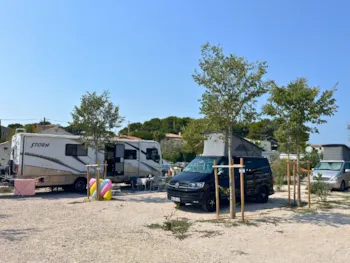 Stellplatz - Stellplatz Komfort Medium - Camping Les Tamaris