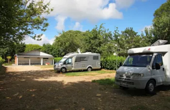 Stellplatz - Special Offer For Special Camper-Vans Area/Stellplatz Wohnmobil - Camping de la Plage Bénodet