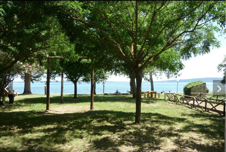 Azzurro Camping Village - Lake Bracciano — Foto 2