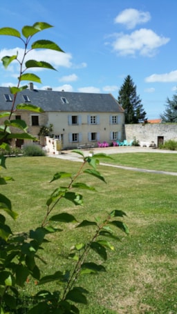 Mietunterkunft - Ferienhaus Grange - Castel Camping Château de Martragny