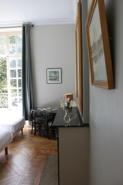 Twin Bedroom — 4