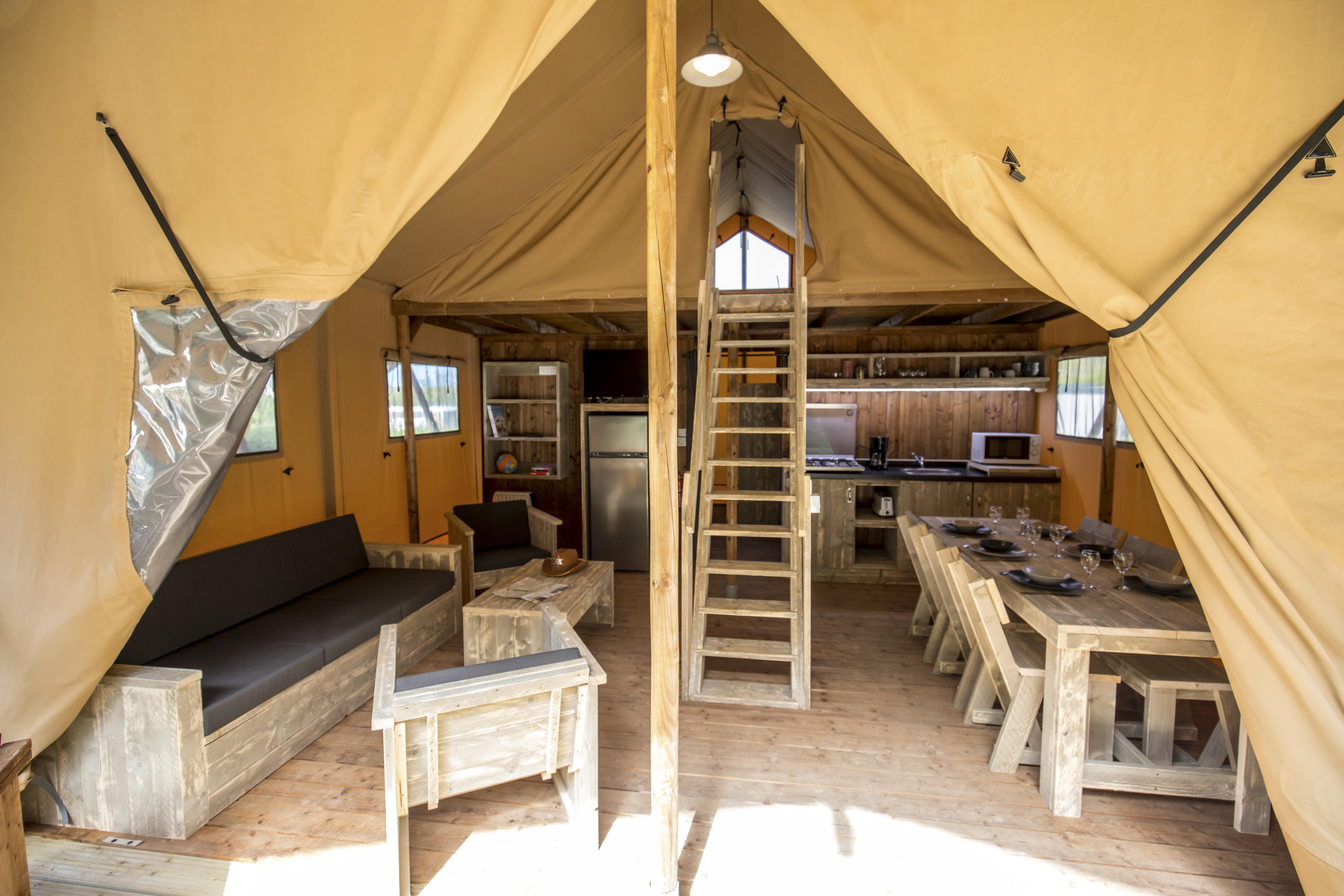 Glamping Lodge 37.8 m² - 2 chambres - 1 salle de bain. Samedi