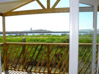 Mietunterkunft - Sea View Comfort 2 Schlafzimmer - 25M² + Überdachte Terrasse - Camping La Gallouette