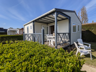 Chalet 2 bedrooms - 30m² + covered terrace - arrival Sunday July/August — 1