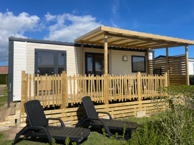 Grand Confort 2 bedrooms - 30m2 + half-sheltered terrace  (arrival on Sunday in July/August) — 1
