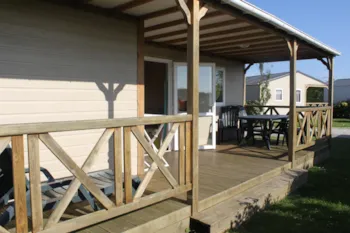 Mietunterkunft - Hütte Confort+ 3 Zimmer 35M² - Camping Paradis UTAH-BEACH