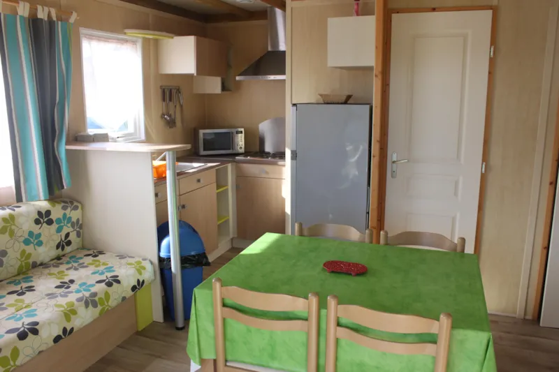 Chalet Confort+ 26,5 M² (2 Chambres) + Terrasse Couverte  + Tv