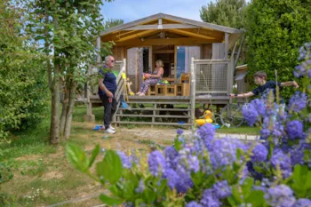 Mietunterkunft - Zelt Lodge Sweet Premium 2 Zimmer - Camping Paradis UTAH-BEACH