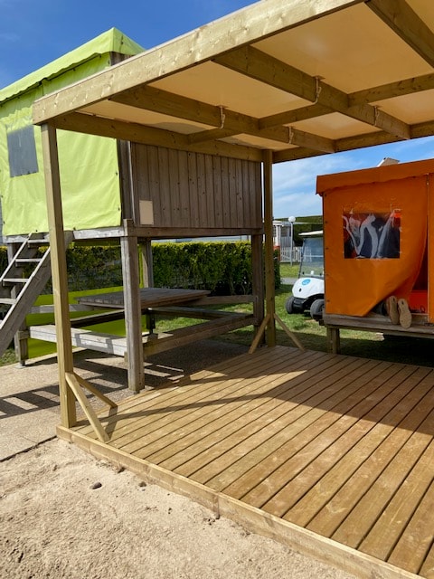 Camp'Étoile with toilet blocks