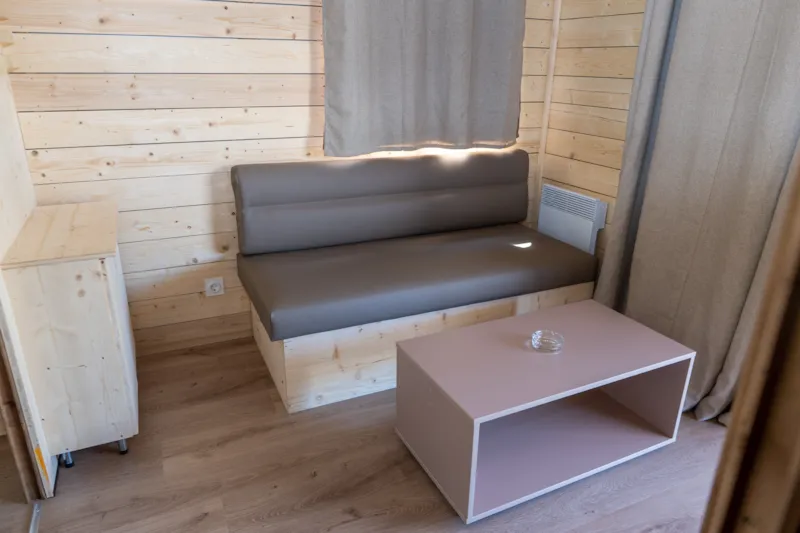 Bungalow Couple Wood