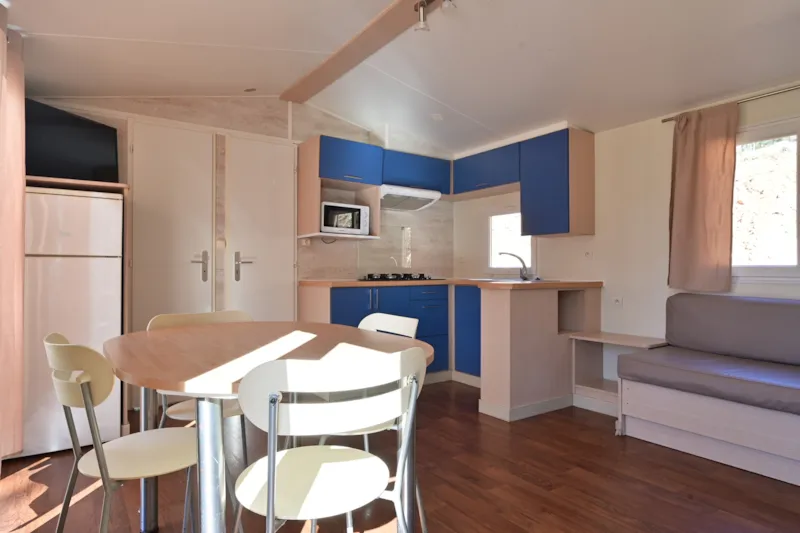 Bungalow Basic Family Forest